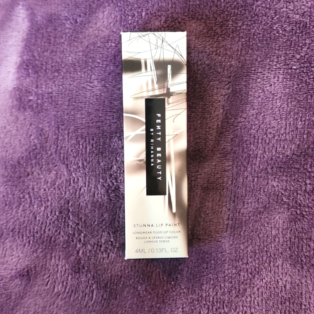 Fenty beauty stunna lip paint